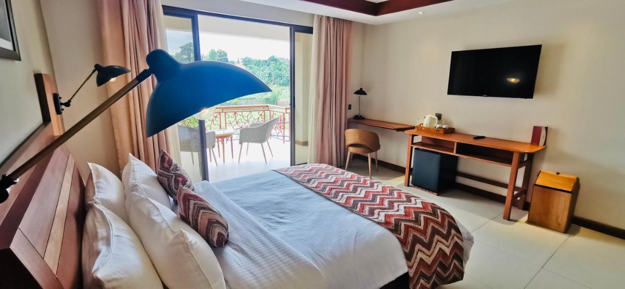 Kampala Nile Resort Seeta Kültér fotó