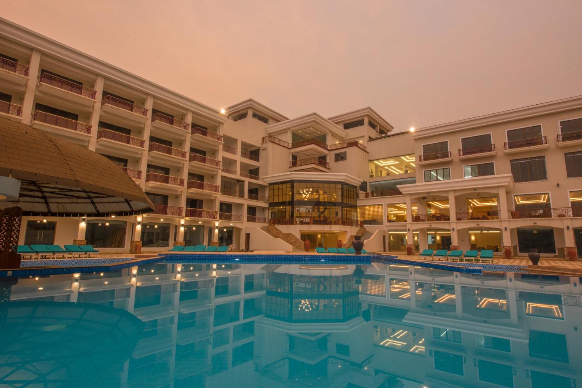 Kampala Nile Resort Seeta Kültér fotó